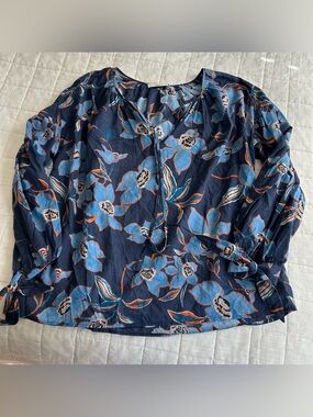 0039 ITALY Small Navy Floral Peasant Blouse, 100% cotton